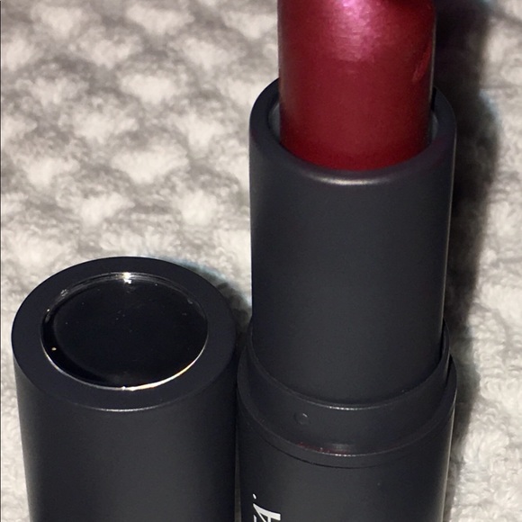 Ultra make up; brand new. - Picture 3 of 6
